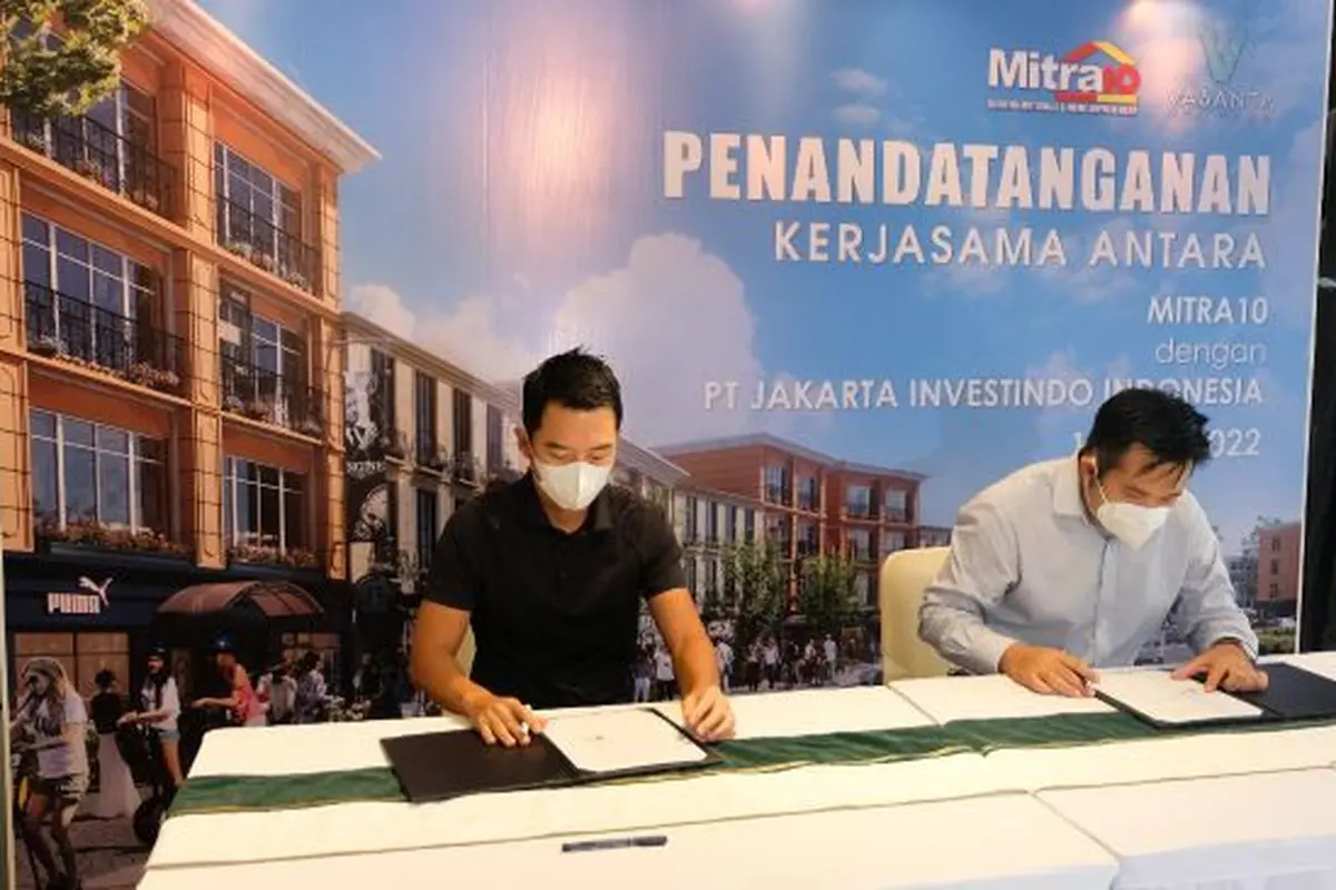 Mitra10, entitas anak PT Catur Sentosa Adiprana Tbk (CSAP) menandatangani perjanjian MoU untuk akuisisi lahan di Shila, Sawangan pada Senin, (13/6/2022) (Dok: Mitra10)