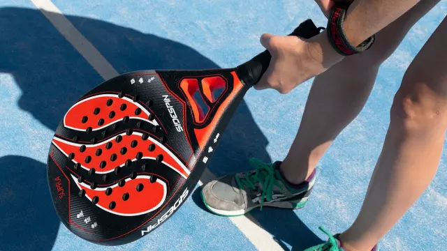 llustrasi padel