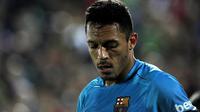 Bek Barcelona asal Brasil, Adriano Correia. (AFP/Cristina Quicler)