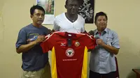 Striker Semen Padang Herman Dzumafo (semenpadang.co.id)