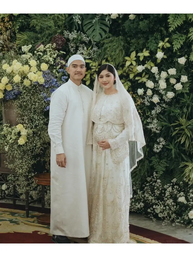7 Potret Tasyakuran Empat Bulan Kehamilan Erina Gudono, Digelar di Istana Bogor