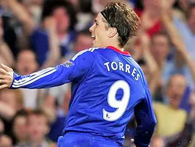 Ekspresi kegembiraan Fernando Torres seusai mencetak gol menghadapi West Ham dalam lanjutan Liga Premier di Stamford Bridge, 23 April 2011. AFP PHOTO/GLYN KIRK