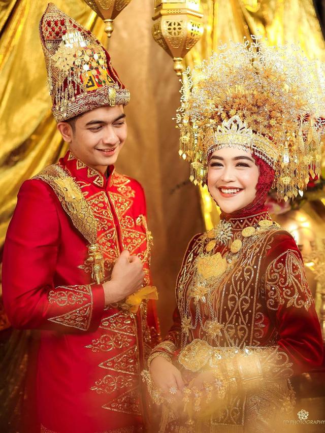 Pakai Baju Adat Aceh, Ini 6 Potret Terbaru Prewedding Ria Ricis dan Teuku Ryan