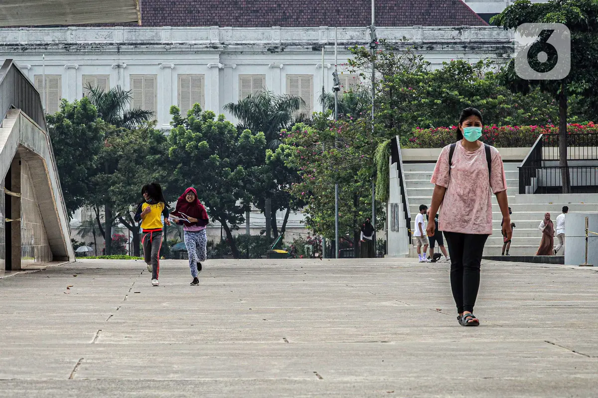 FOTO: Taman Lapangan Banteng Kembali Dibuka
