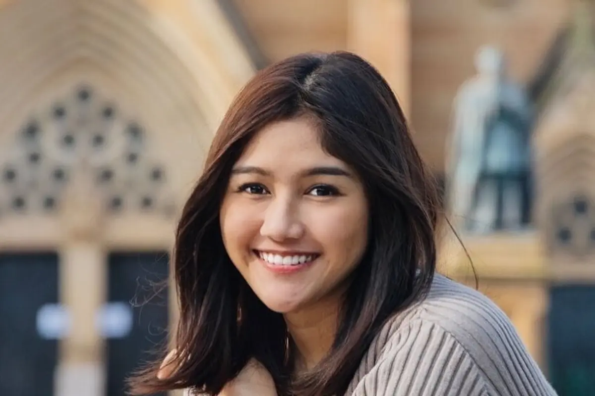Erina Gudono Donasikan Rambutnya untuk Cancer Fighters