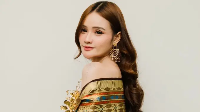 Batik fanny soegi