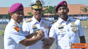 Citizen6, Surabaya: Hadir dalam acara tersebut Dankodikopsla Laksma TNI Yayat Achmad Hadirat, Kepala Staf Armatim (Kasarmatim) Laksma TNI Darwanto, Komanadan Lantamal V Surabaya Laksma TNI Sumadi. (Pengirim: Penkobangdikal)