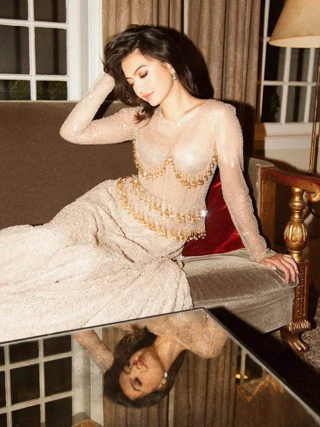 Gaya Pemotretan Raline Shah Disebut Mirip Princess Jasmine, Memukau. (Sumber: Instagram/ralineshah)