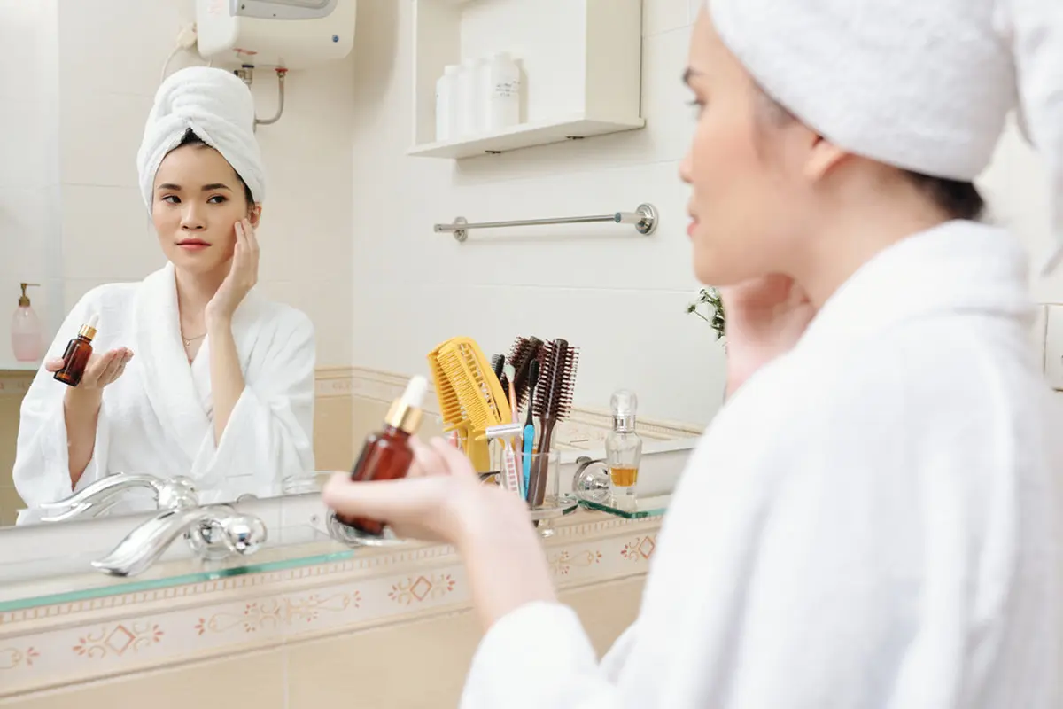 Rekomendasi Face Oil dengan Formula Anti-Aging untuk Maksimalkan Perawatan Kulit di Usia 40an