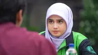 6 Potret Syifa Hadju Menjadi Gadis Berhijab di Sinetron SCTV Saleha, Diuji Kemampuan Berkendara Pakai Motor