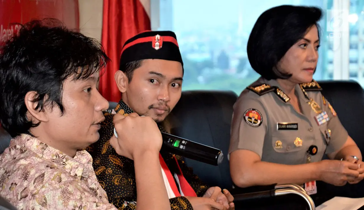 Wakil Ketua AMPI DKI Jakarta Benny Sijabat, saat memberikan paparan pada diskusi publik Ancaman Hoax dan Ujaran Kebencian Bagi Persatuan dan Kesatuan Bangsa di Jakarta, Kamis (29/3). (Liputan6.com/Pool/Indra)