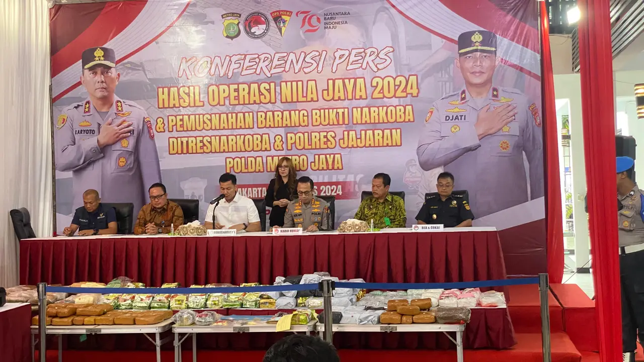 Penyidik Ditresnarkoba Polda Metro Jaya menangkap 480 tersangka yang terlibat kasus peredaran dan penyalahgunaan narkoba.