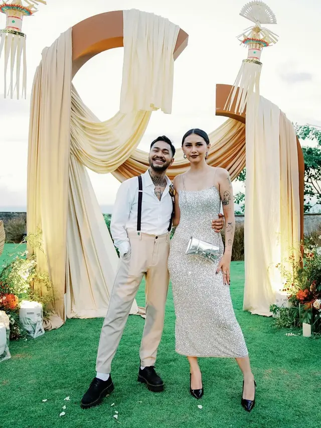 Potret Onadio Leonardo Jadi Groomsmen Rizky Febian di Pesta Resepsi di Bali