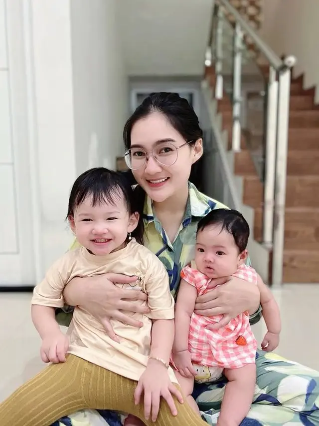 [Fimela] Gendhis Geona Madaharsa