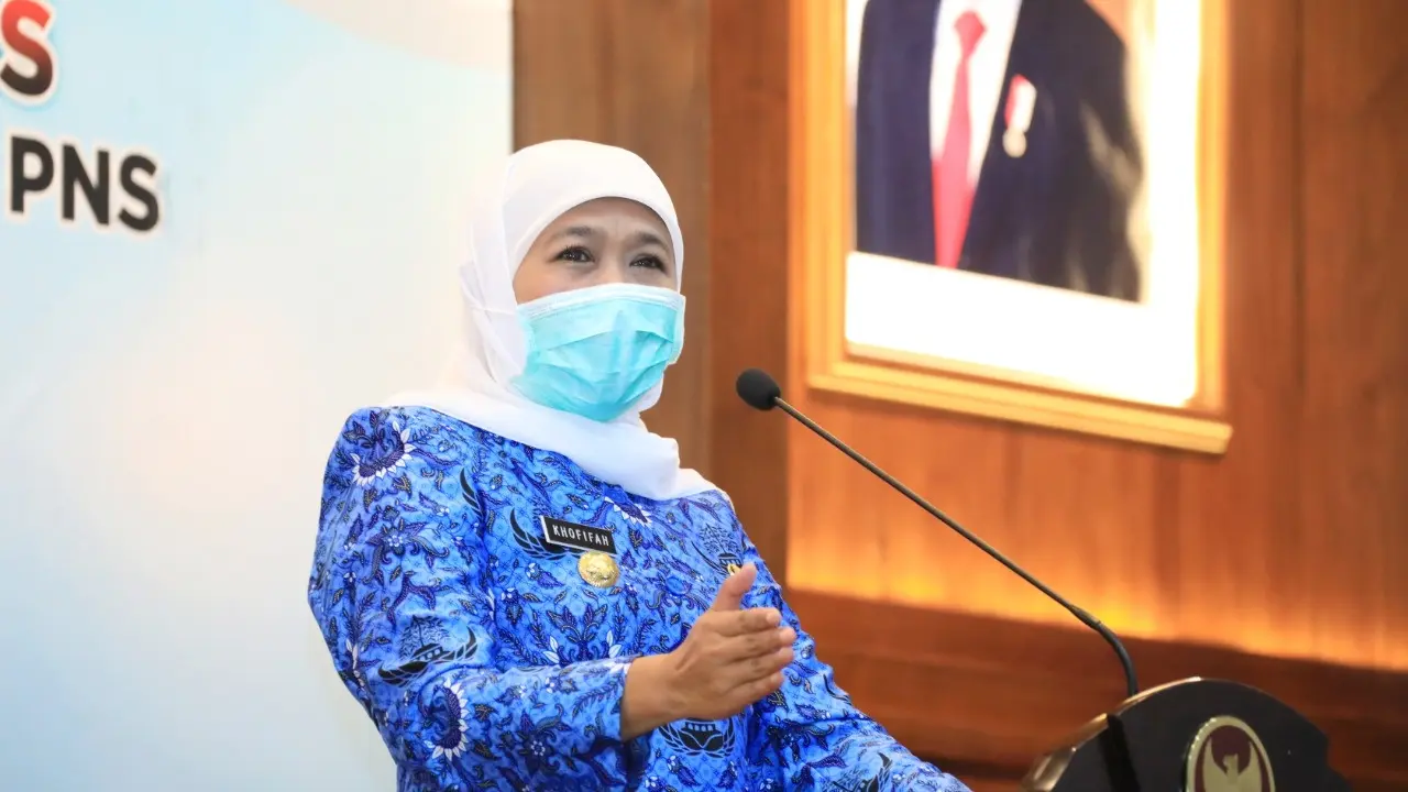Gubernur Khofifah