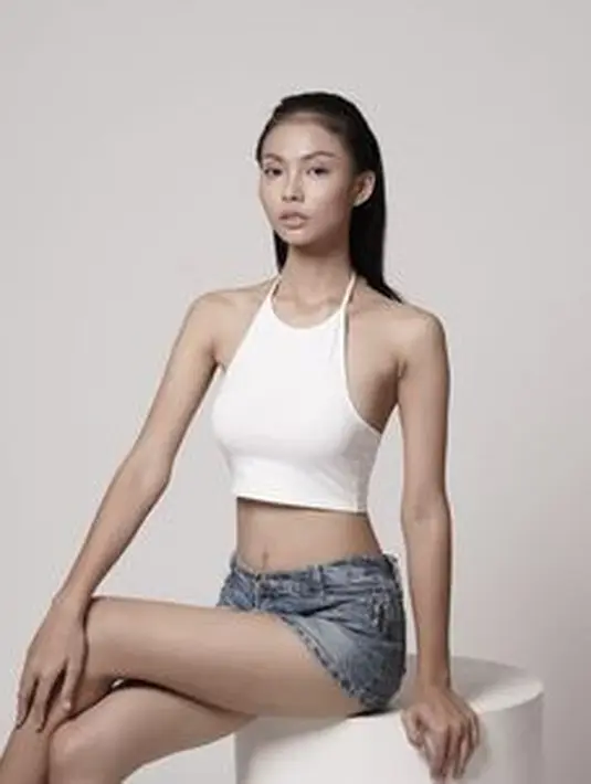 Kriteria yang dibutuhkan dalam mengikuti kontes kecantikan global dimiliki Andina Julie (Foto: Instagram @andina_julie)