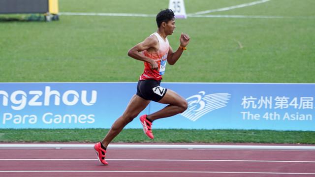 Foto: Momen Saptoyogo Purnomo Persembahkan Emas Pertama Indonesia di Asian Para Games 2022
