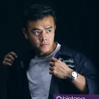 Eksklusif Dion Wiyoko (Foto: Deki Prayoga, DI: Muhammad Nurfajri/Bintang.com)