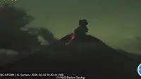 Gunung Semeru Alami Erupsi Beruntun, Semburan Abu Vulkanik Capai 1 Kilometer