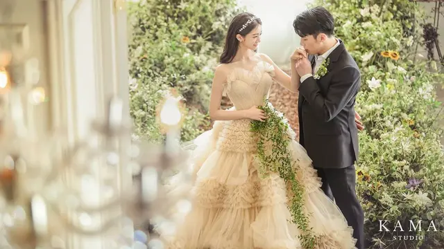 Hyerim eks Wonder Girls dan calon suaminya (Instagram/ wg_lim foto oleh Kama Studio/ studio_kama)