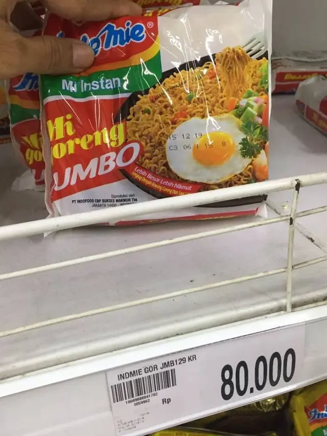 Apes Banget, 6 Momen Mengesalkan Pas Beli Makanan
