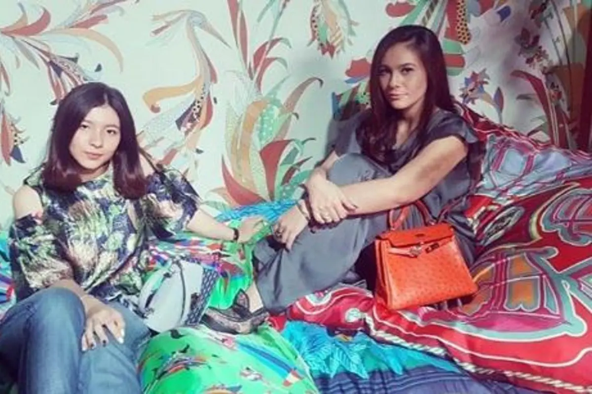 [Bintang] Shaloom Razade dan Wulan Guritno