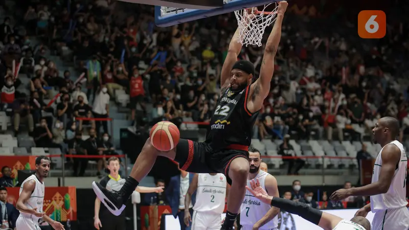 Foto: Aksi-aksi Memukau Marques Bolden Saat Bawa Timnas Basket Indonesia Tenggelamkan Arab Saudi di FIBA Asia Cup 2022