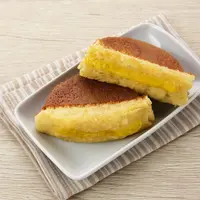 Kue pukis./Copyright&nbsp;shutterstock.com/g/Tyas+Indayanti