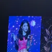 Han So Hee saat bertemu fans Indonesia di Jakarta (18/10/25). [Anisha/Fimela]