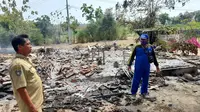 Kebakaran Rumah milik warga Desa Sumberejo, Banyuputih, Situbondo, ludes terbakar (Istimewa)