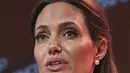 Namun belakangan ini Brad Pitt berangsur pulih dan membaik lantaran Angelina Jolie sudah mengizinkan dirinya bertemu dengan keenam buah hatinya. Selain itu, Pitt memiliki kegiatan lain lewat berkesenian. (AFP/Bintang.com)