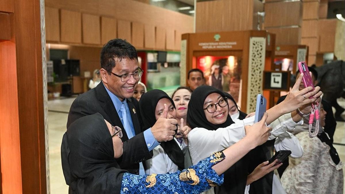 Purbaya Buka Lowongan Kerja, Lulusan SMA Siap-Siap Daftar