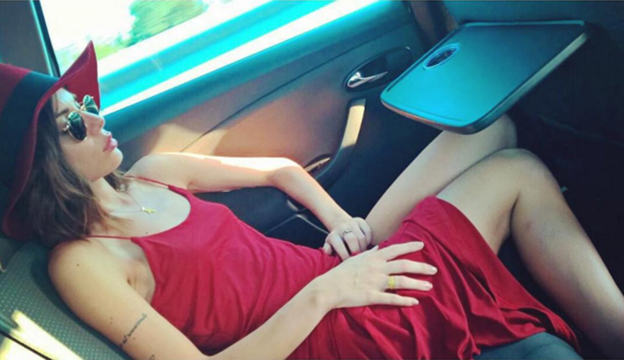 Bianca Atzei lahir di Milan, 8 Maret 1987. (Bola.com/Instagram)