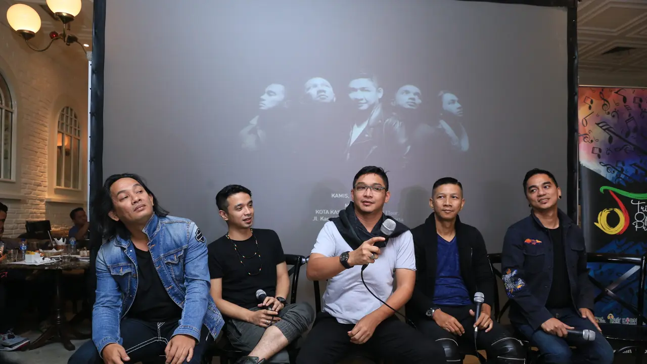 [Bintang] Band Ungu