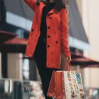 Kepribadian Cewek yang Suka Menghabiskan Waktu Sendirian di Tempat Umum (Photo by Jon Ly on Unsplash)