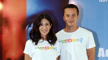 Awas Baper Ini Puisi Nicholas Saputra Di Aadc 2 News Entertainment Fimela Com
