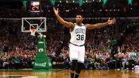 Ekspresi Marcus Smart dari Boston Celtics usai mengalahkan Washinton Wizards, Selasa (3/5/2017). (AFP/Getty Images/Maddie Meyer )