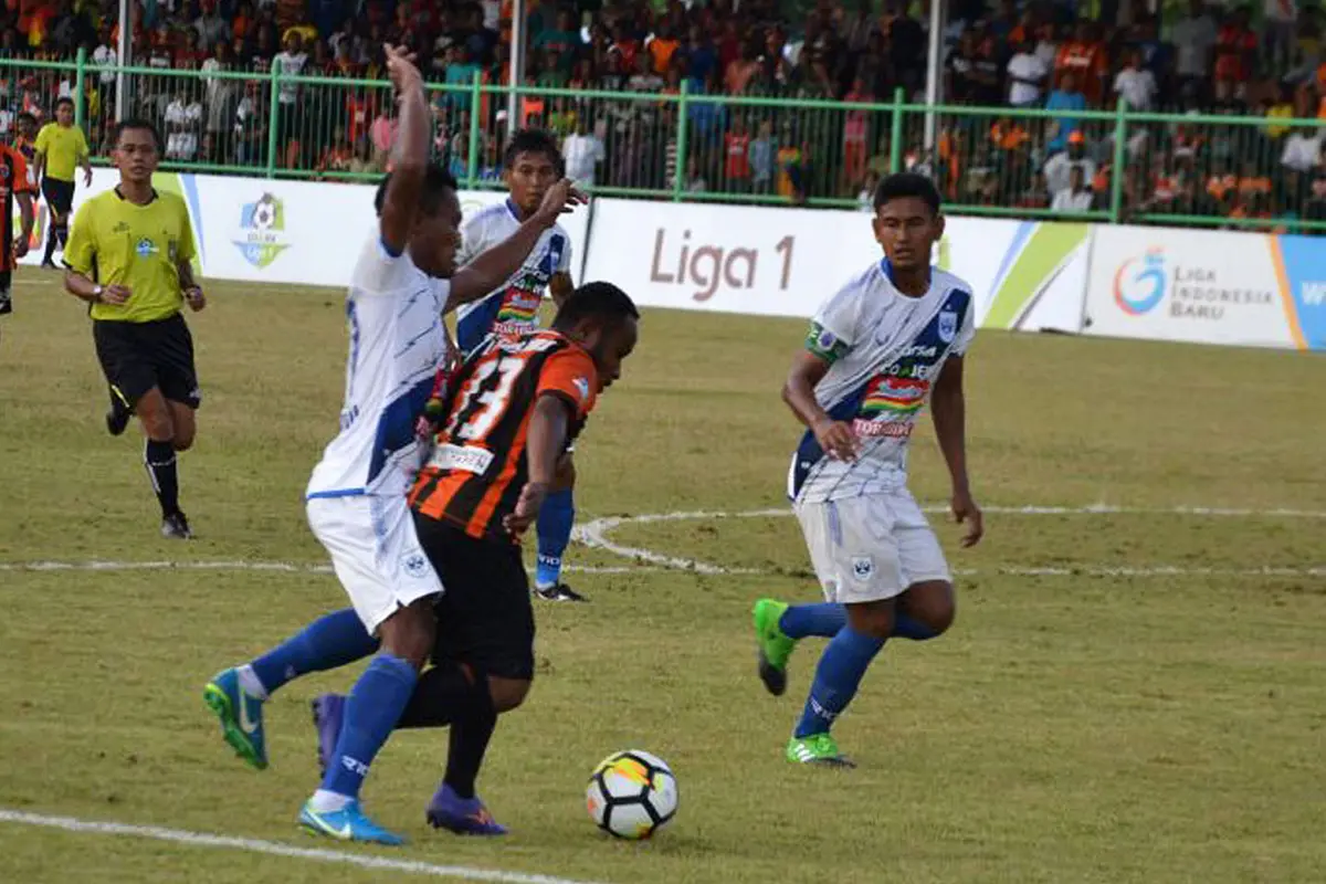 Perseru Serui vs PSIS Semarang