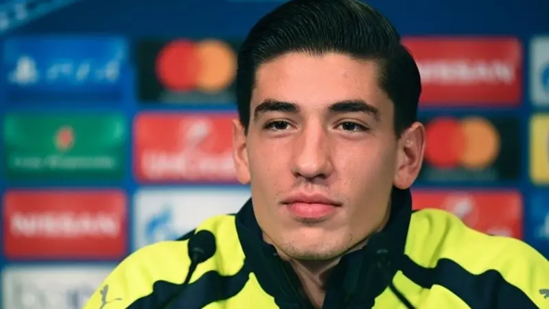 Bek kanan Arsenal asal Spanyol, Hector Bellerin, menganggap makian suporter sebagai pelecut. 