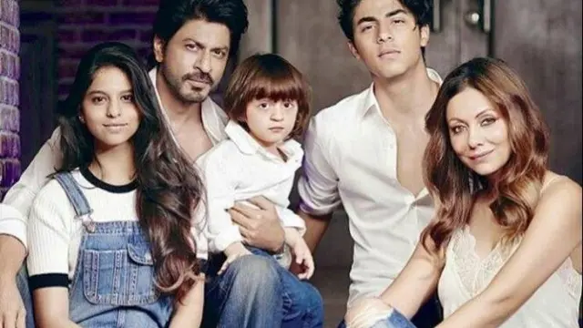 6 Momen Kedekatan Shah Rukh Khan dengan Anak Sulungnya, Bak Kakak Adik