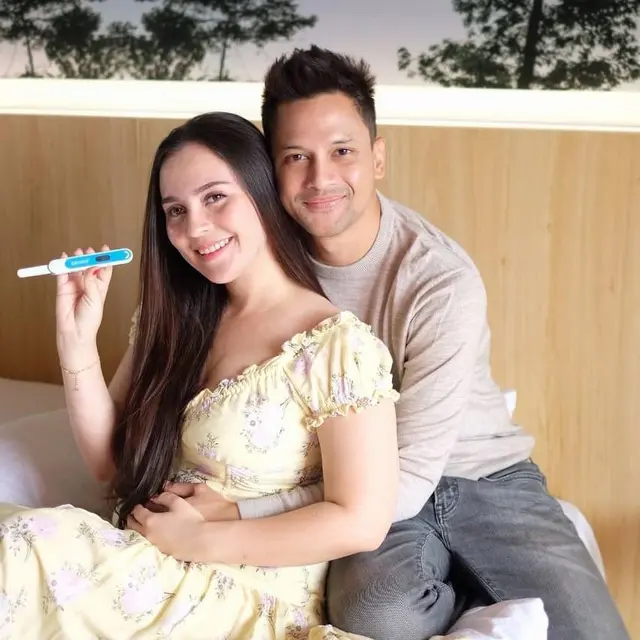 6 Momen Bahagia Lucky Perdana dan Lidi Brugman Umumkan Hamil Anak Kedua