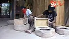 Beberapa sektor usaha kini sudah mulai menjerit atas kenaikan tarif dasar listrik yang dirasakan memengaruhi biaya produksi mereka. Bayang-bayang pailit dan PHK pun di depan mata. 