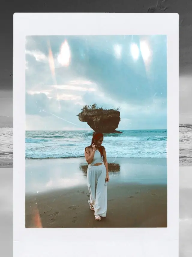 Potret Liburan Ayu Ting Ting ke Pantai Pangandaran