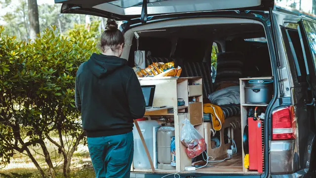 Ilustrasi Campervan