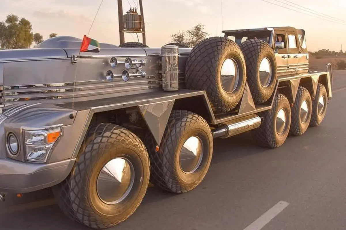 Berbasis Kendaraan Militer, Mobil Ini Punya 10 Roda