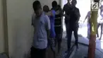 Empat warga yang tengah asik pesta judi kartu domino sambil ngabuburit di pemukiman warga, ditangkap Jajaran Kepolisian Resort Polres Majene, Sulawesi Barat, Rabu (23/5/2018).