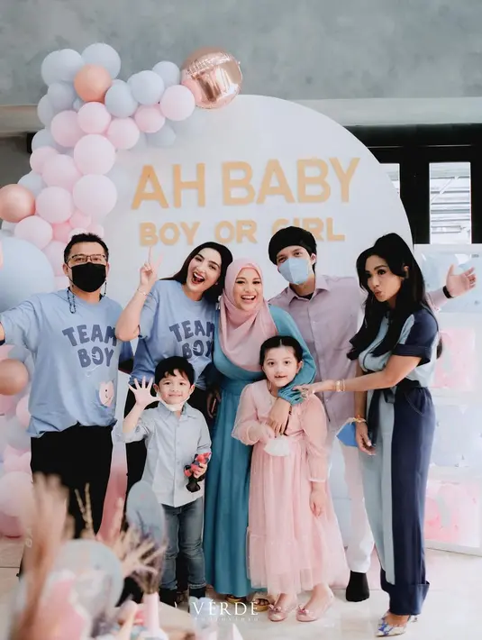 Acara Gender Reveal Aurel (Instagram/ashanty_ash)
