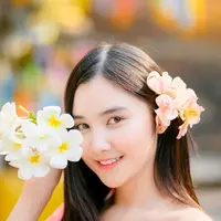 ilustrasi perempuan cantik manis/jaboo2foto/Shutterstock