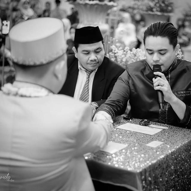 Jadi Wali Nikah Nadya Holscher, Ini 6 Potret Jordy Holscher Bareng Saudara Perempuannya