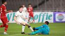 <p>Pemain Selandia Baru Oliver John Colloty (tengah) berhasil menjebol gawang timnas Indonesia U-20 pada laga International Friendly Match U-20 di Stadion Utama Gelora Bung Karno (SUGBK), Jakarta, Minggu (19/02/2023). (Bola.com/Ikhwan Yanuar)</p>